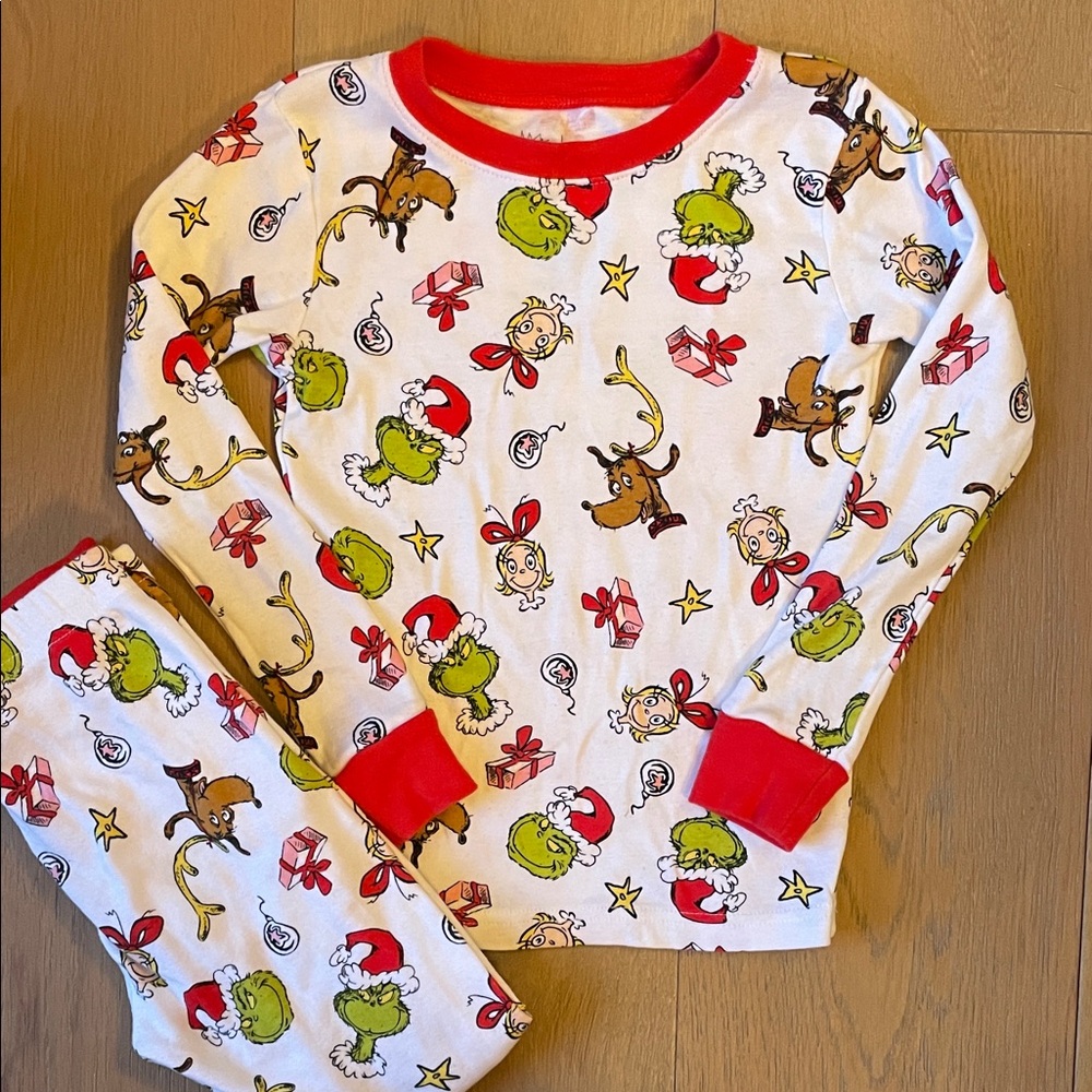 The Grinch Christmas Pajamas, size 6
